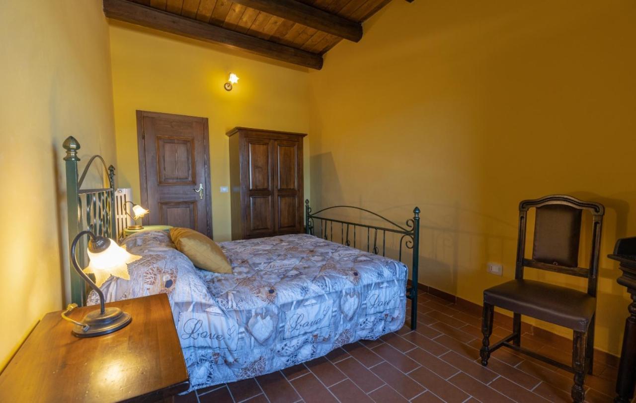 Castello Di Petecciano B&B Мошано-Сант'Анджело Экстерьер фото