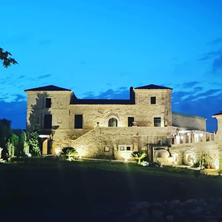 Castello Di Petecciano B&B Мошано-Сант'Анджело Экстерьер фото