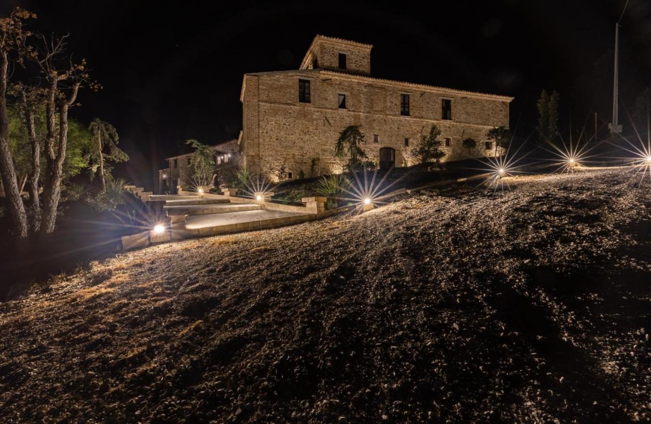 Castello Di Petecciano B&B Мошано-Сант'Анджело Экстерьер фото